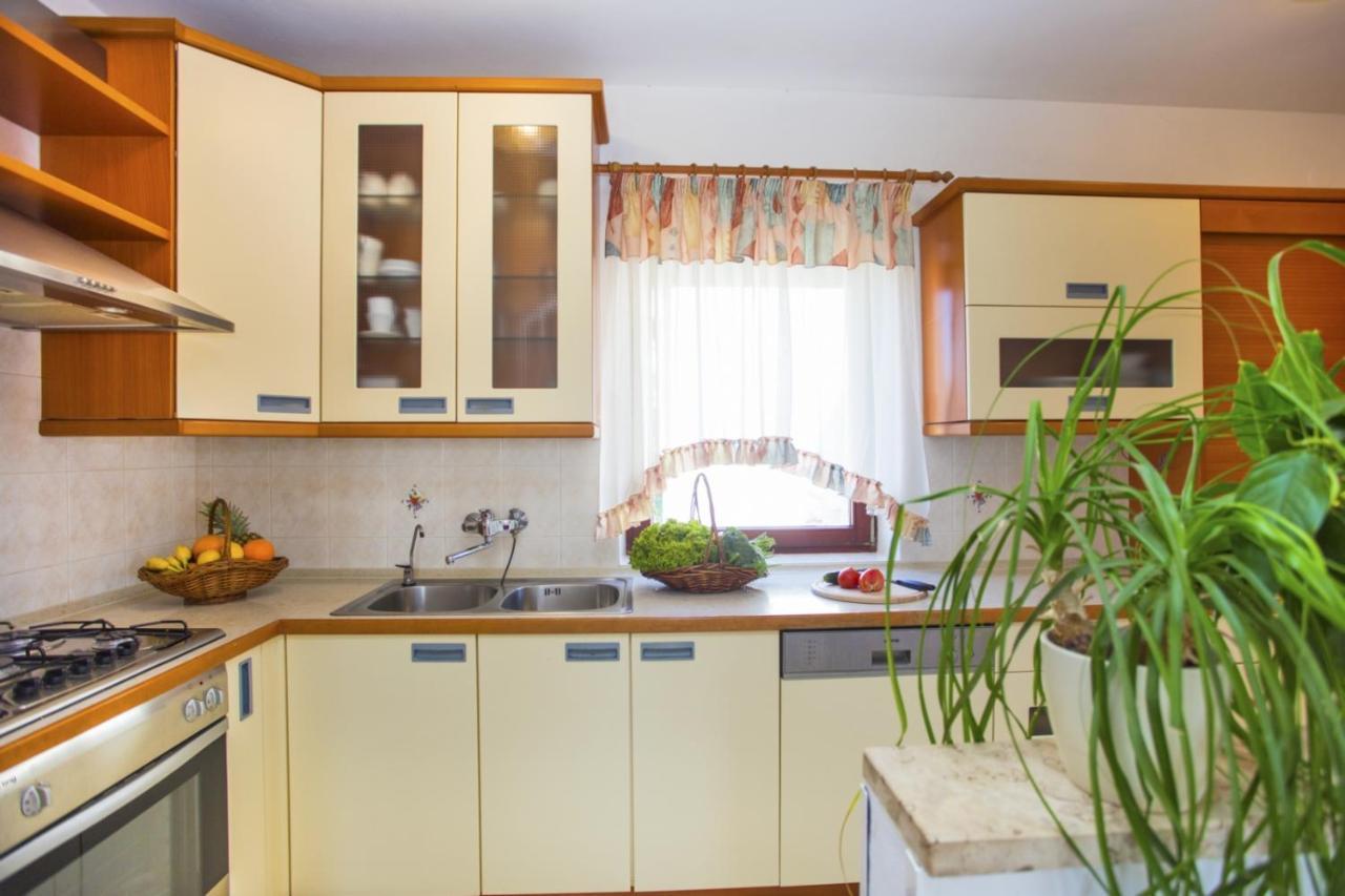 Holiday Home Elvis, Village Kujici Hreljici Luaran gambar